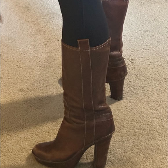 Frye Victoria mid distressed boots size 8.5 - Picture 2 of 15